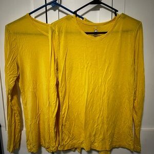 Set of 2 Yellow WonderWink Scrub Tops – Size M